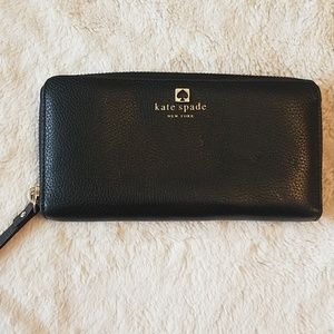 Kate Spade black leather zipper wallet